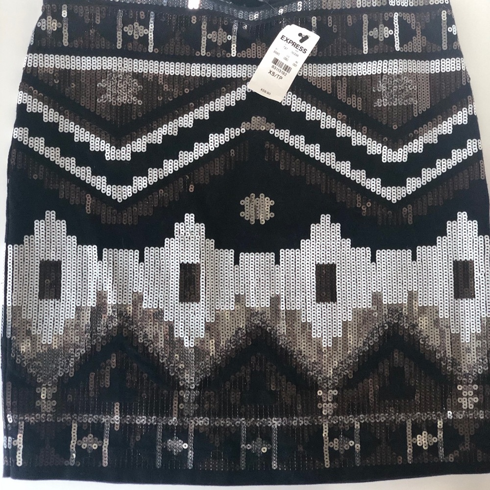 NWT EXPRESS stretch Mini skirt 💕